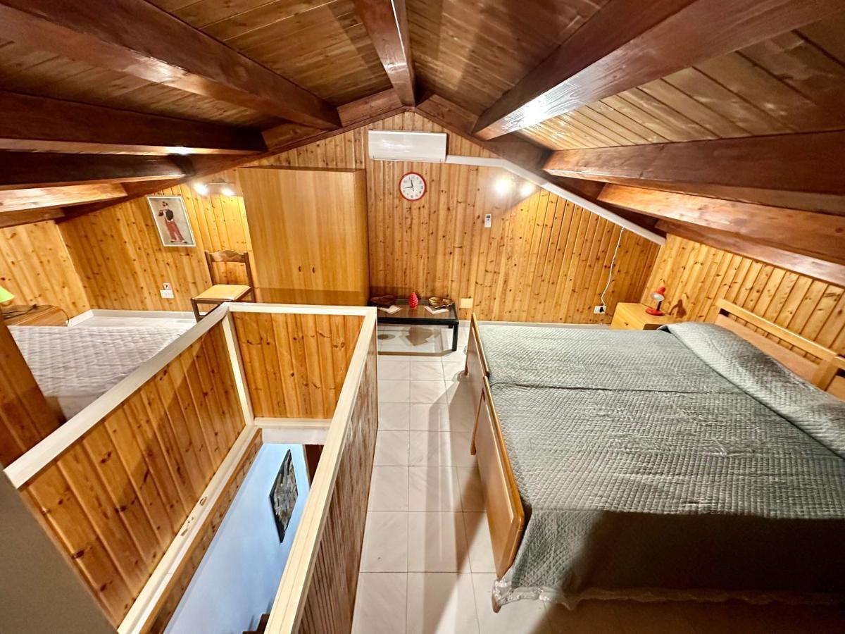 Veterani 63 Apartment เชฟาลู ภายนอก รูปภาพ